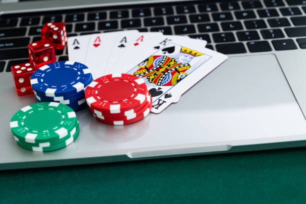 Betting action during a eurotogel round Player betting during Texas Poker round